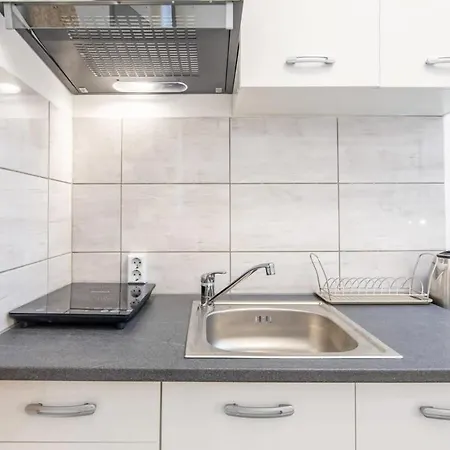 Very - Very Small - Lively Area Βουδαπέστη