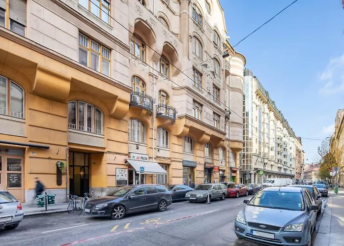 Very - Very Small - Lively Area